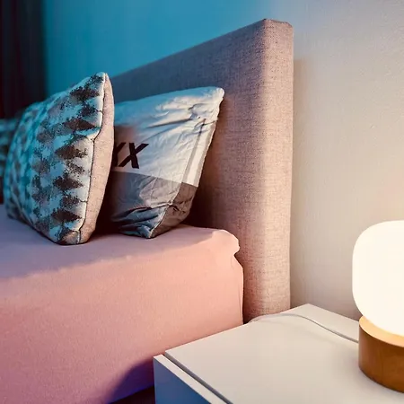 Cologne Luxe Living: Opulent Elegance Unleashed Appartement Buitenkant foto